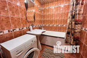 2-к квартира, посуточно, 70м2, 1/10 этаж