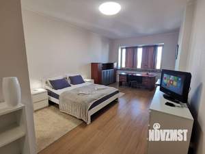 1-к квартира, посуточно, 56м2, 1/1 этаж