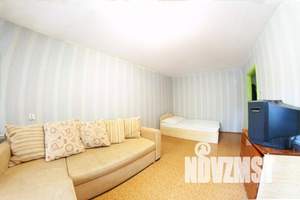 1-к квартира, посуточно, 33м2, 1/9 этаж