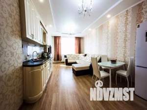 2-к квартира, посуточно, 70м2, 1/1 этаж