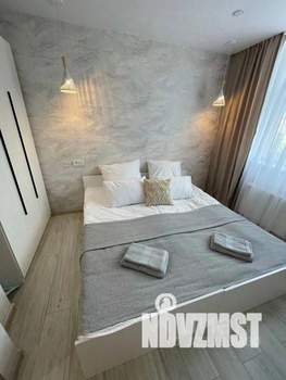 2-к квартира, посуточно, 48м2, 1/1 этаж