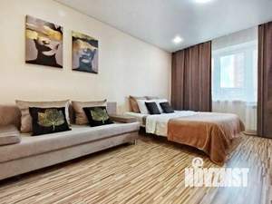 1-к квартира, посуточно, 46м2, 1/1 этаж