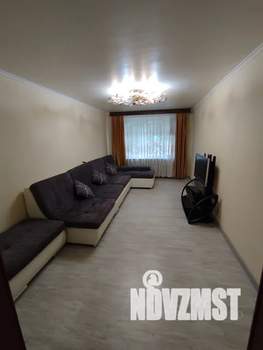 3-к квартира, посуточно, 65м2, 1/9 этаж