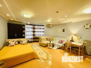 1-к квартира, посуточно, 45м2, 2/10 этаж