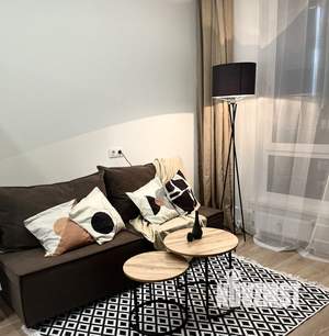 Студия квартира, посуточно, 28м2, 16/24 этаж