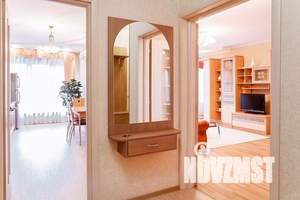 2-к квартира, посуточно, 60м2, 1/1 этаж