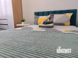2-к квартира, посуточно, 40м2, 3/20 этаж