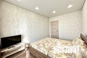 1-к квартира, посуточно, 50м2, 13/16 этаж