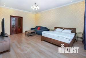 1-к квартира, посуточно, 62м2, 1/1 этаж