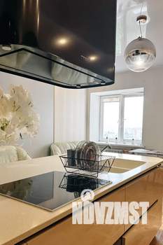 2-к квартира, посуточно, 78м2, 14/16 этаж