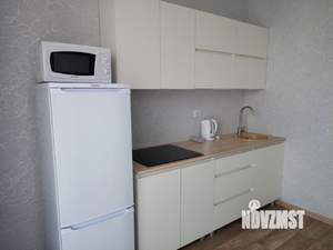 1-к квартира, посуточно, 38м2, 2/4 этаж