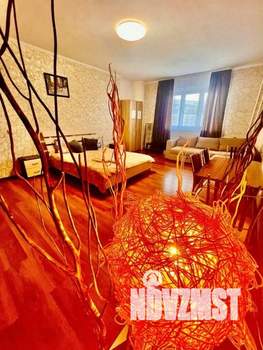 1-к квартира, посуточно, 36м2, 1/1 этаж