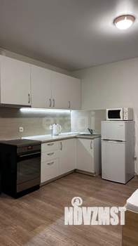 Студия квартира, на длительный срок, 30м2, 3/17 этаж