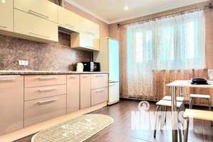 1-к квартира, посуточно, 46м2, 6/15 этаж