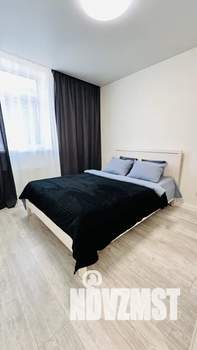 1-к квартира, посуточно, 41м2, 3/16 этаж