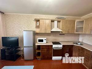 1-к квартира, посуточно, 42м2, 1/1 этаж