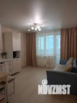 Студия квартира, посуточно, 38м2, 13/20 этаж