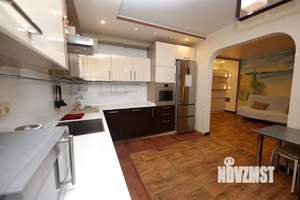 3-к квартира, посуточно, 56м2, 1/1 этаж