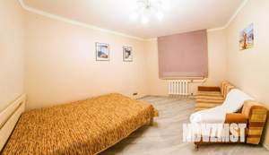 1-к квартира, посуточно, 43м2, 1/1 этаж