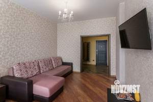 1-к квартира, посуточно, 50м2, 1/1 этаж