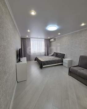 1-к квартира, на длительный срок, 41м2, 7/14 этаж