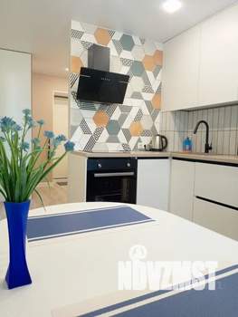 1-к квартира, посуточно, 40м2, 13/13 этаж