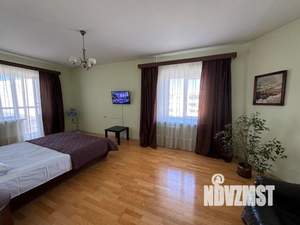 1-к квартира, посуточно, 49м2, 7/10 этаж