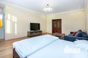 1-к квартира, посуточно, 62м2, 1/1 этаж