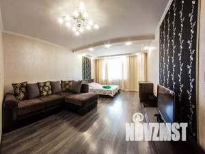 1-к квартира, посуточно, 50м2, 1/1 этаж