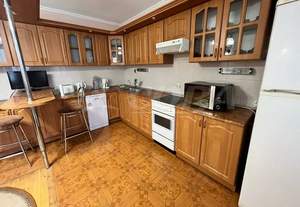 3-к квартира, на длительный срок, 150м2, 1/8 этаж