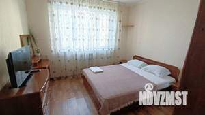 2-к квартира, посуточно, 75м2, 1/1 этаж