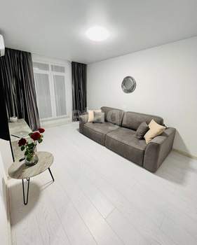 1-к квартира, на длительный срок, 40м2, 6/25 этаж