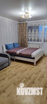 1-к квартира, посуточно, 35м2, 6/9 этаж