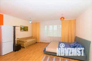 1-к квартира, посуточно, 50м2, 7/10 этаж