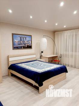 Студия квартира, посуточно, 40м2, 2/13 этаж