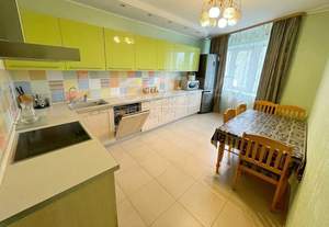 3-к квартира, на длительный срок, 110м2, 3/9 этаж