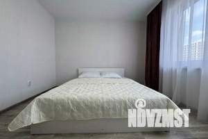 1-к квартира, посуточно, 40м2, 3/15 этаж