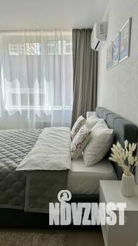 Студия квартира, посуточно, 28м2, 5/25 этаж