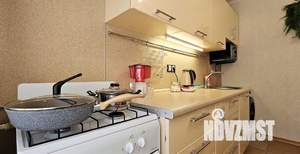 2-к квартира, посуточно, 50м2, 1/1 этаж