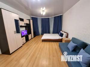 1-к квартира, посуточно, 52м2, 2/9 этаж