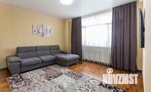 1-к квартира, посуточно, 64м2, 1/1 этаж