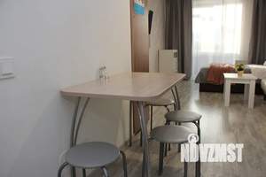 1-к квартира, посуточно, 35м2, 1/17 этаж