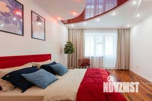 3-к квартира, посуточно, 120м2, 1/1 этаж