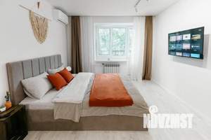 1-к квартира, посуточно, 38м2, 3/5 этаж