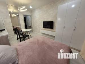 Студия квартира, посуточно, 21м2, 2/13 этаж