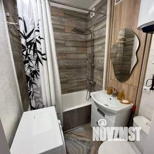 1-к квартира, посуточно, 38м2, 2/4 этаж