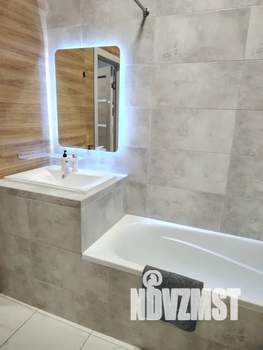 Студия квартира, посуточно, 34м2, 1/10 этаж