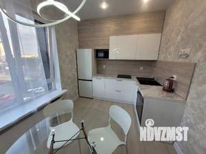 2-к квартира, посуточно, 45м2, 4/25 этаж