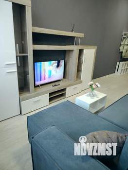 Студия квартира, посуточно, 34м2, 1/10 этаж