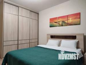 1-к квартира, посуточно, 40м2, 5/17 этаж